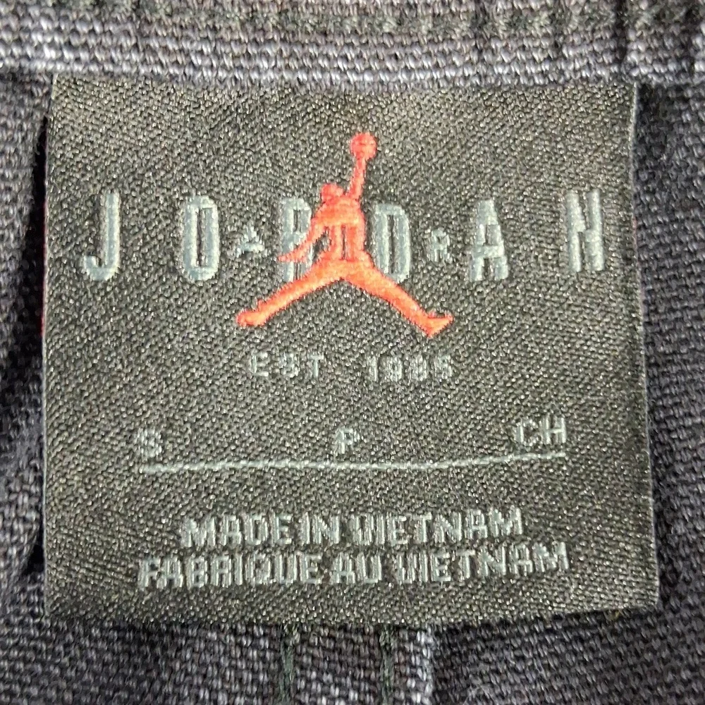 Jordan Brand Chicago Flat Front Drawstring & Button Cargo Black Fade Pants SZ Sm